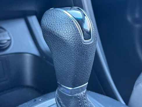 Used 2017 Hyundai Santa Fe Sport image 33