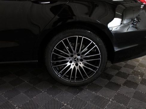 New 2025 Mercedes-Benz C 300 4MATIC Sedan image 8