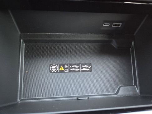 New 2026 GMC Yukon XL Elevation image 15