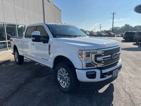 Used 2020 Ford F250 Limited image 3