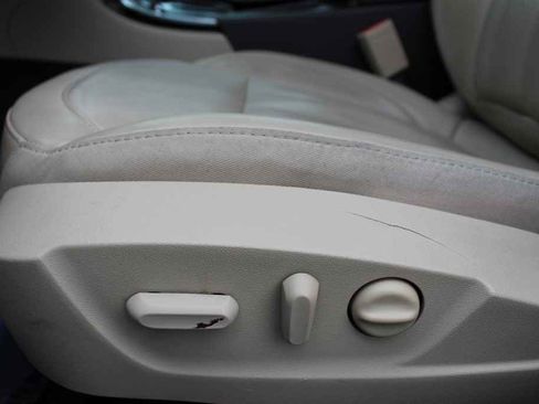 Used 2016 Buick Regal FWD image 22