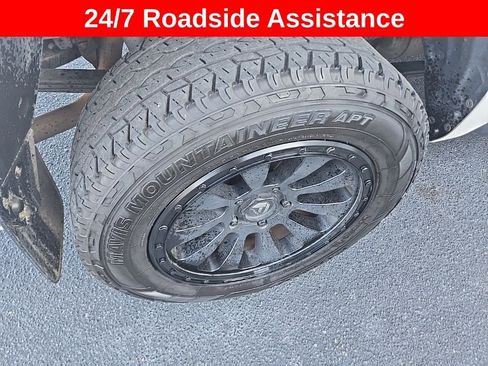 Used 2018 Toyota Tundra Limited image 5