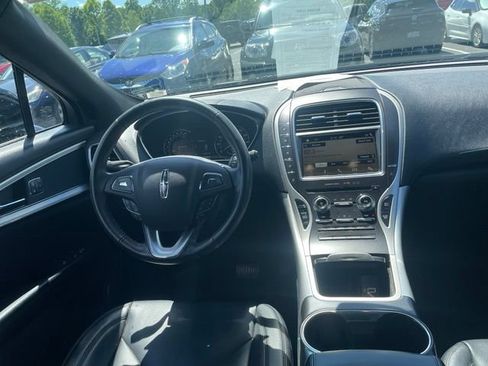 Used 2018 Lincoln MKX Premiere FWD image 8