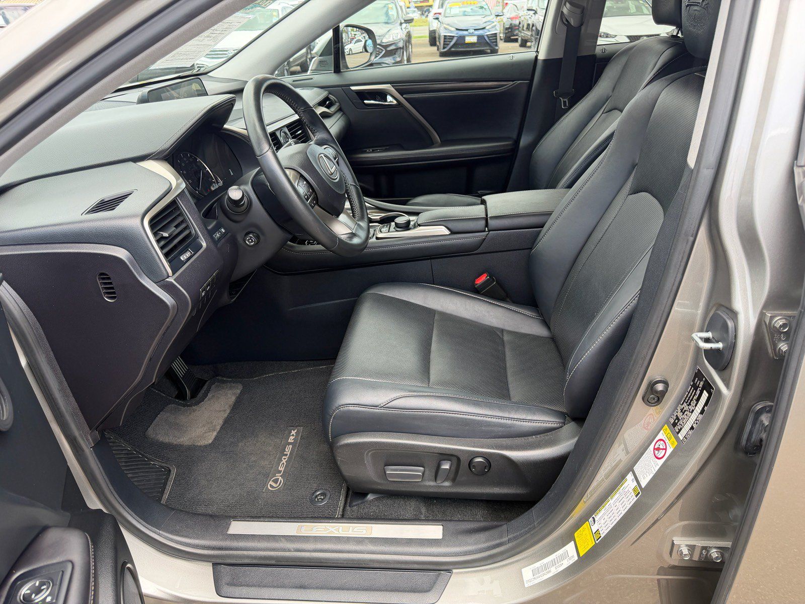 Used 2017 Lexus RX 350 FWD image 18