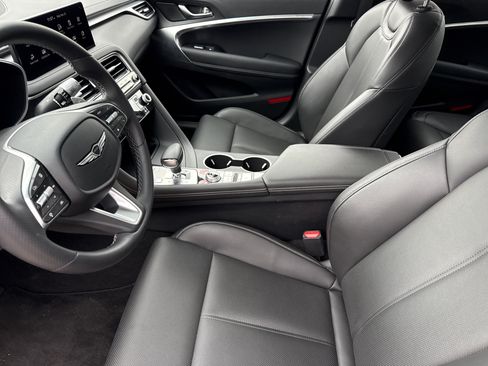 Used 2026 Genesis G70 2.5T RWD image 11
