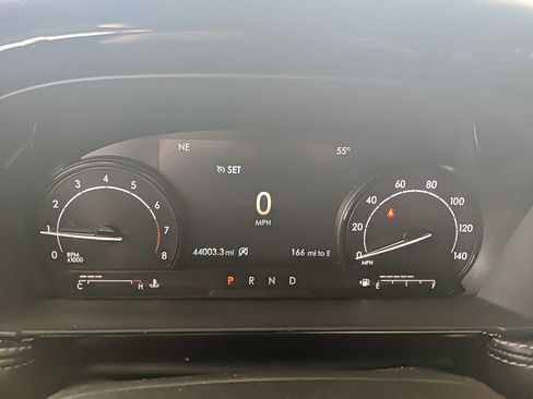 Certified 2022 Lincoln Corsair Standard w/ Equipment Group 101A image 24