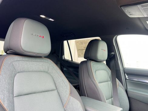New 2026 GMC Terrain AT4 AWD/4WD image 14