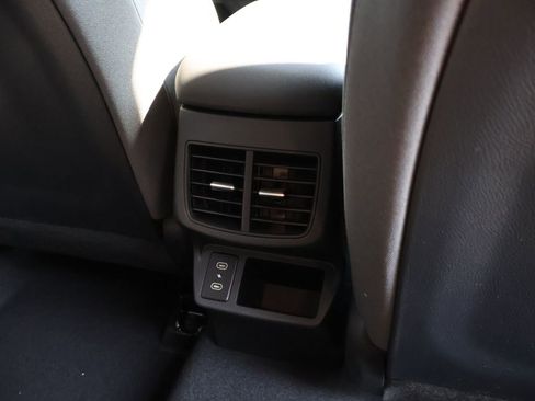 New 2026 Kia Seltos LX image 13