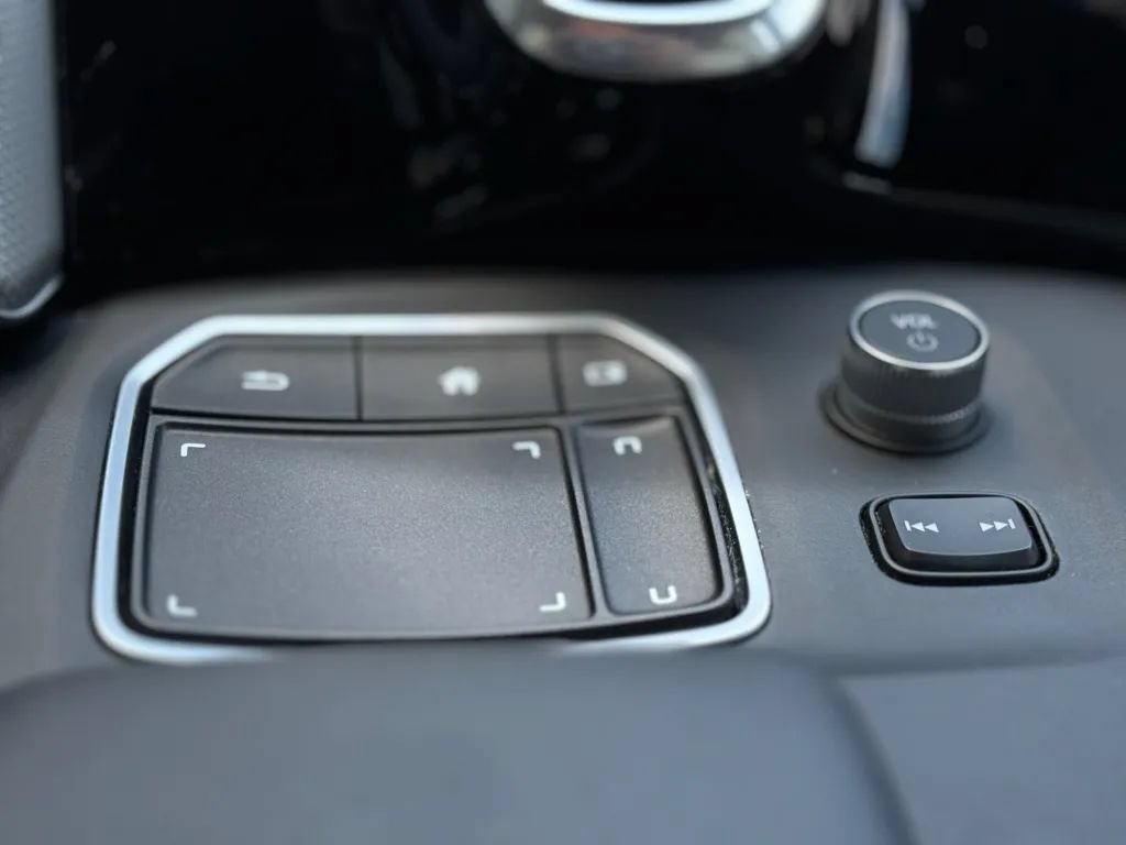 Used 2023 Acura TLX Type S AWD/4WD image 33