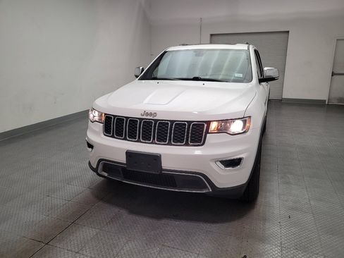 Used 2022 Jeep Grand Cherokee Limited AWD/4WD image 15