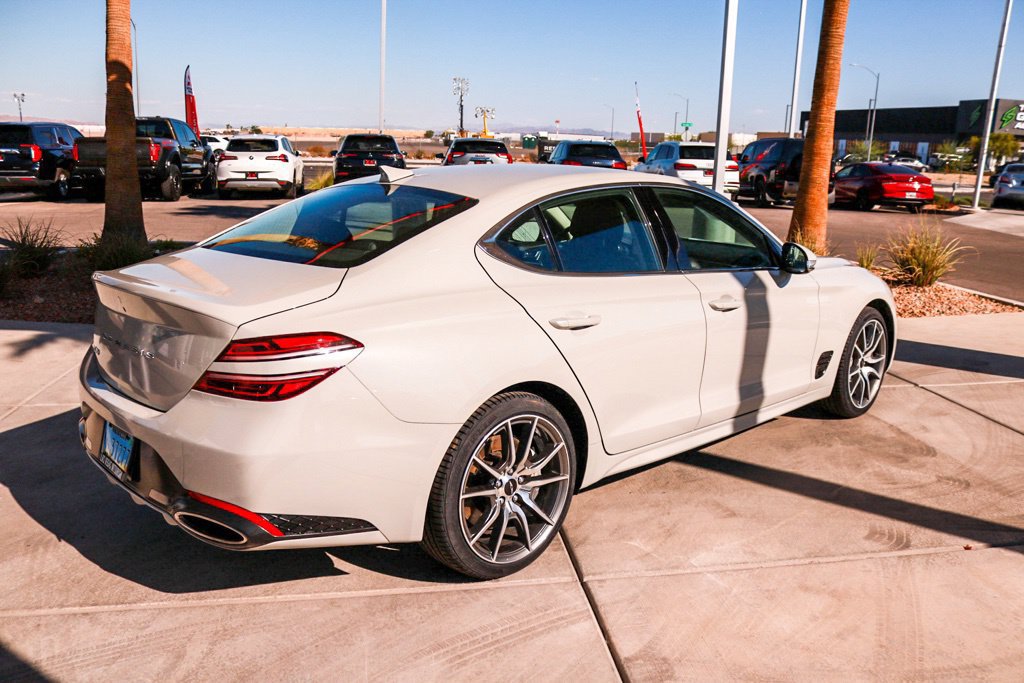 Used 2025 Genesis G70 2.5T RWD image 4