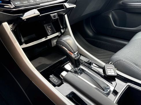Used 2017 Honda Accord EX-L image 26