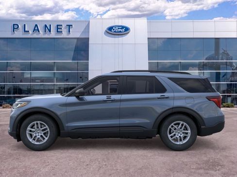 New 2026 Ford Explorer Active w/ Active Comfort Package RWD image 3