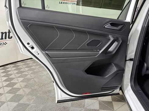 Used 2023 Volkswagen Tiguan SE R-Line FWD image 22