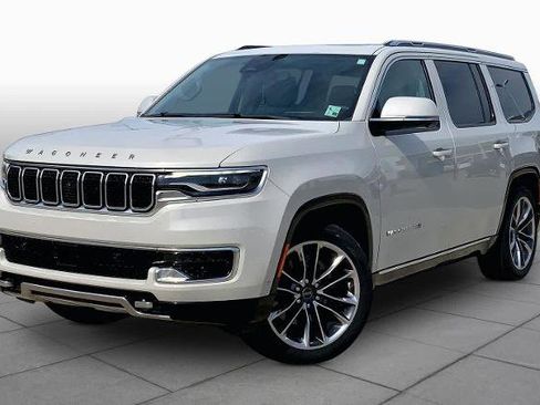 Used 2022 Jeep Wagoneer Series III w/ Premium Group I AWD/4WD image 1