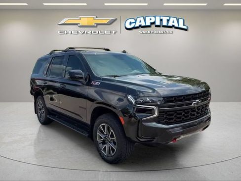 Used 2024 Chevrolet Tahoe Z71 w/ Luxury Package AWD/4WD image 7