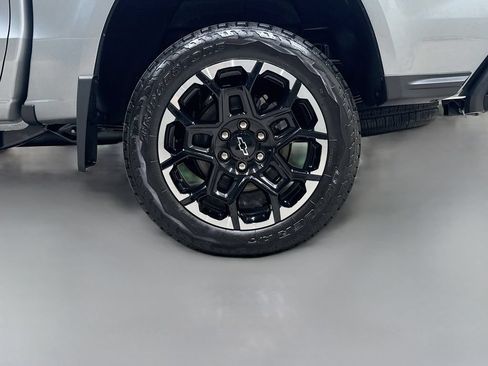 New 2026 Chevrolet Colorado Z71 w/ Technology Package AWD/4WD image 32