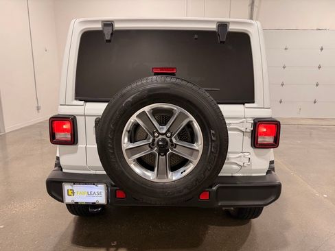 Used 2021 Jeep Wrangler Unlimited Sahara AWD/4WD image 6
