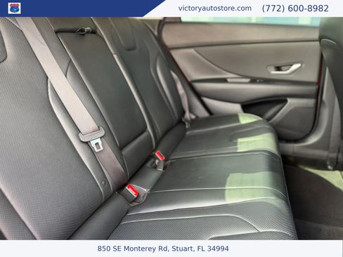Used 2023 Hyundai Elantra Limited FWD image 25
