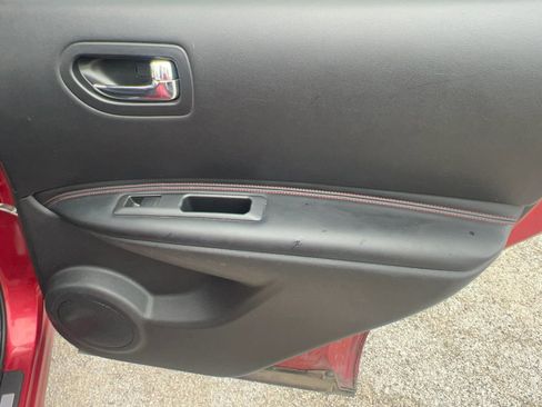 Used 2011 Nissan Rogue SV w/ SL Pkg FWD image 25