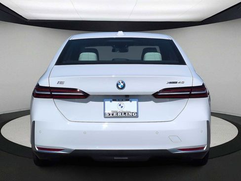 Used 2025 BMW i5 xDrive40 w/ Premium Package AWD/4WD image 7