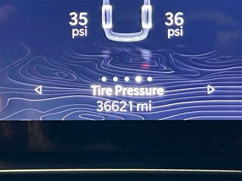 Used 2023 Jeep Grand Cherokee L Limited image 29