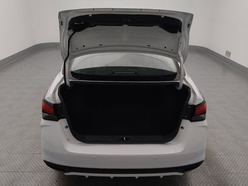 Used 2025 Nissan Versa S w/ Trunk Package FWD image 29
