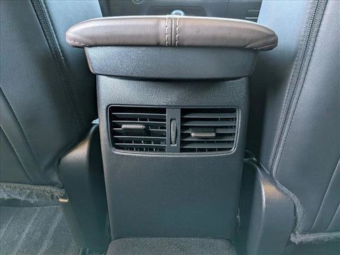 Used 2023 MAZDA CX-30 AWD 2.5 S w/ Premium Package image 18