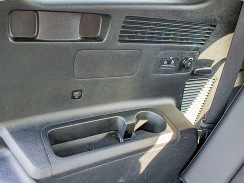 Used 2022 Kia Sorento SX image 40