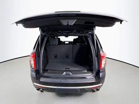 Used 2024 Chevrolet Tahoe High Country w/ Premium Package image 29