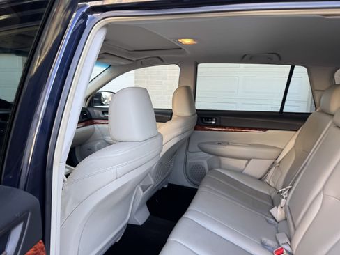 Used 2012 Subaru Outback 2.5i Limited w/ Moonroof Pkg image 27