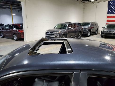 Used 2019 Dodge Charger SXT w/ Leather Interior Group image 43