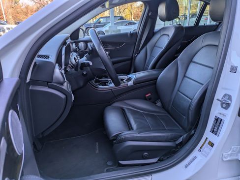Used 2020 Mercedes-Benz C 300 4MATIC Sedan image 26