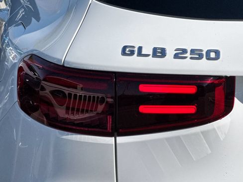 Certified 2026 Mercedes-Benz GLB 250 image 30
