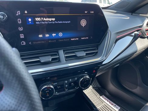 Used 2024 Chevrolet Trax RS image 21