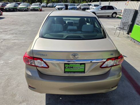 Used 2011 Toyota Corolla LE FWD image 13