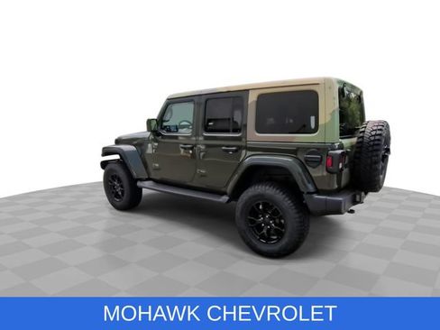 Used 2021 Jeep Wrangler Unlimited Sahara AWD/4WD image 6