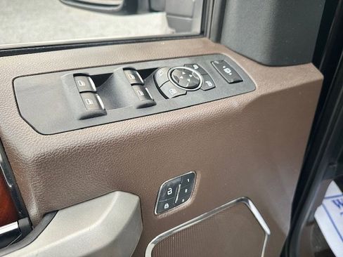 Used 2017 Ford F250 King Ranch image 12