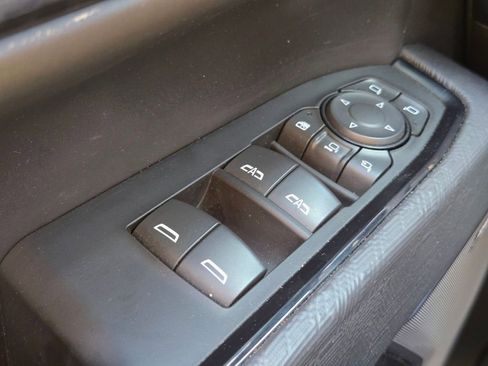 Used 2024 GMC Sierra 2500 AT4X AWD/4WD image 36