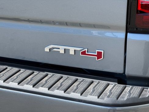 New 2026 GMC Sierra 1500 AT4 w/ AT4 Premium Package AWD/4WD image 32