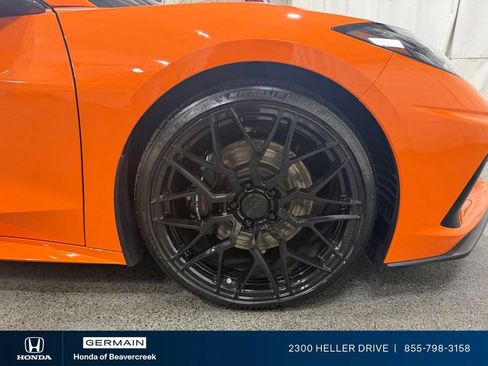 Used 2022 Chevrolet Corvette Stingray Premium Cpe w/ Z51 Performance Package RWD image 12