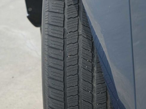 Used 2019 Ford Expedition XLT w/ Equipment Group 201A RWD image 29
