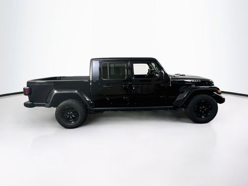 Used 2023 Jeep Gladiator Sport AWD/4WD image 4