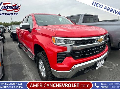 Used 2024 Chevrolet Silverado 1500 LT w/ Protection Package AWD/4WD image 1
