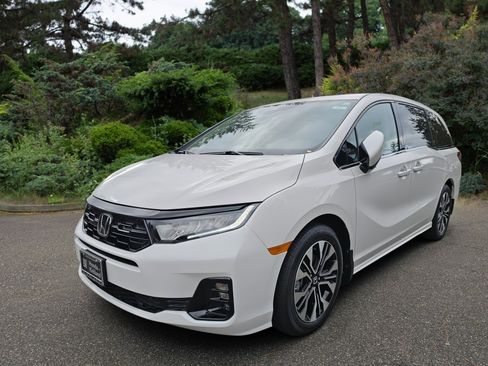 New 2026 Honda Odyssey Elite image 31