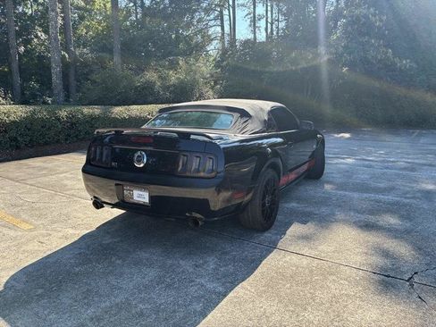 Used 2009 Ford Mustang GT Premium RWD image 11