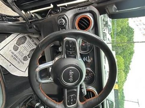 Used 2022 Jeep Gladiator Mojave w/ LED Lighting Group AWD/4WD image 19