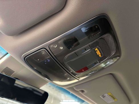 Used 2024 Genesis GV80 2.5T image 33