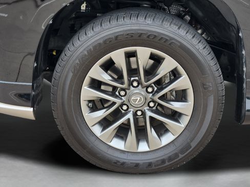 Used 2019 Lexus GX 460 Premium AWD/4WD image 40