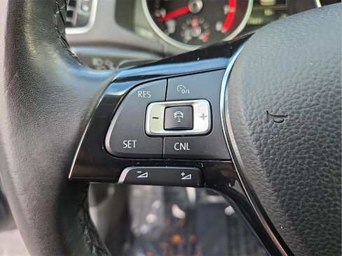 Used 2019 Volkswagen Passat 2.0T SE R-Line image 23